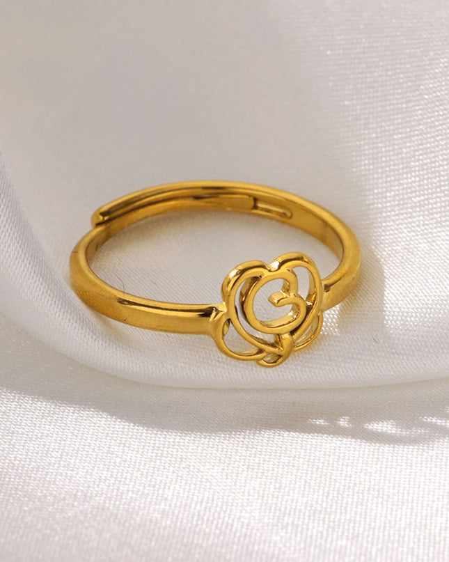 Lara Ring