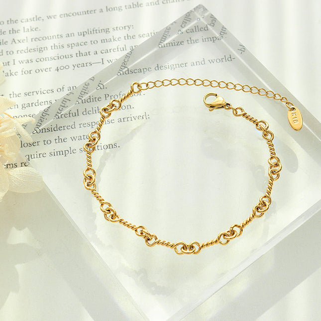 Amara Necklace
