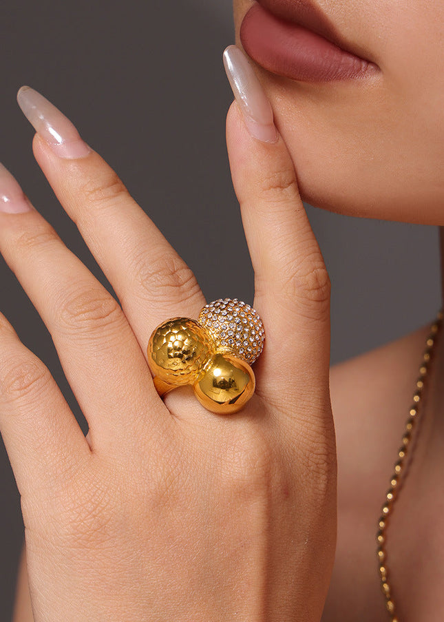 Ana Ring