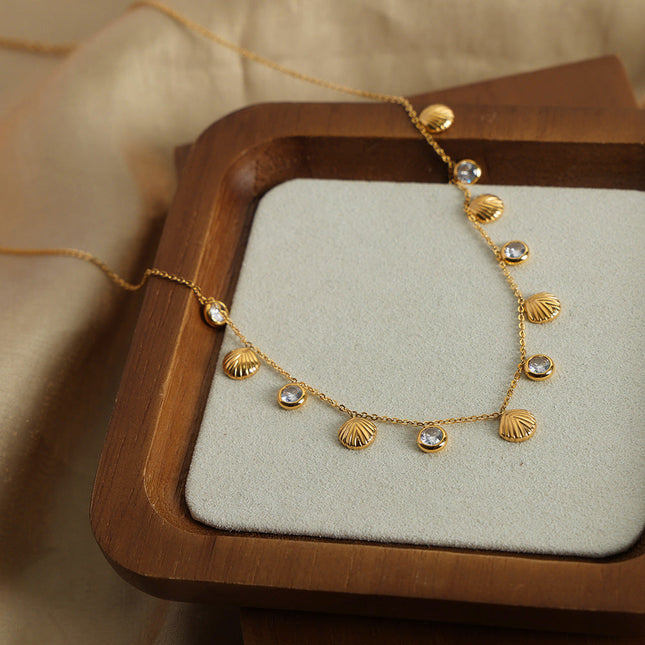 Araw Necklace