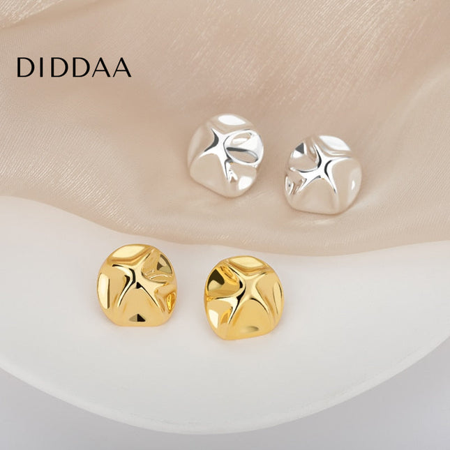 Audace Earrings | Gold Distressed Simple Stud Earrings - Silver - Earrings