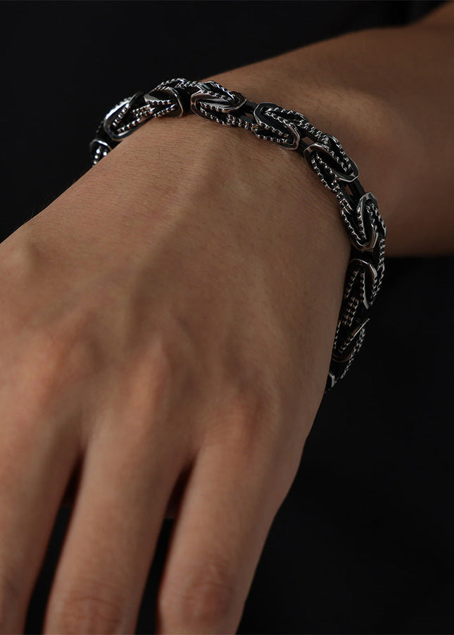 European and American cross-border new high-end personality temperament niche design titanium steel distressed retro heavy metal bracelet jewelry