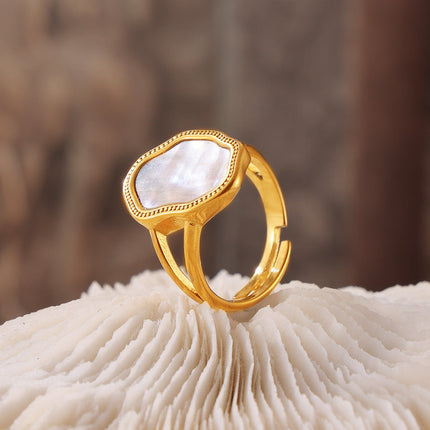 French Geometric Irregular White Sea Shell Ring Titanium Steel Plated 18k Gold Adjustable Vintage Creative Design Ring Girl