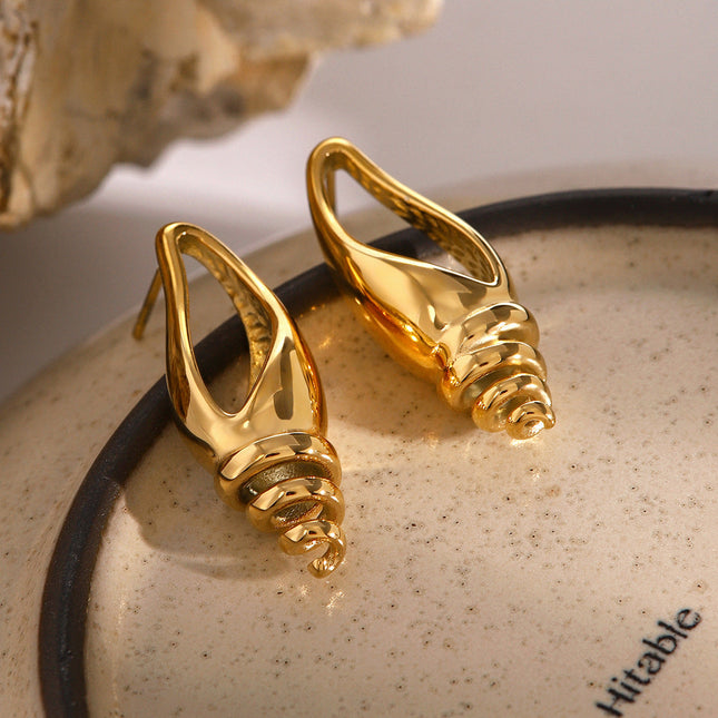 Jieding European and American exaggerated conch stud earrings cross-border summer vacation luxury niche earrings stainless steel three-dimensional earrings