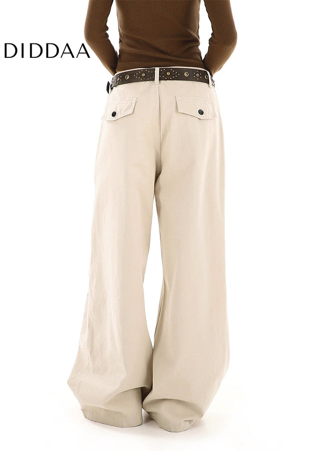 Beige High-Waisted Straight-Leg Cargo Jeans - Women’s Jeans