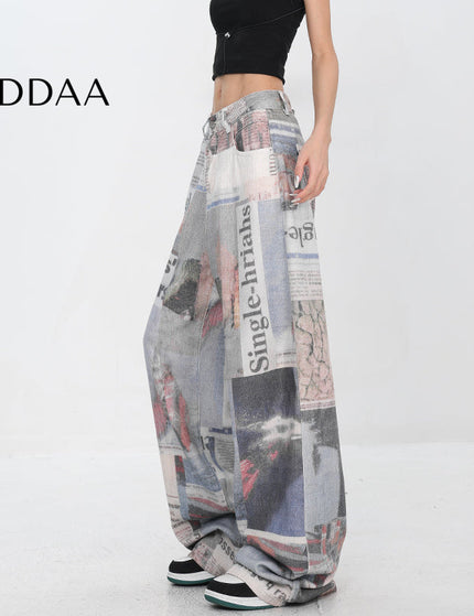 Beige Retro Newspaper Print Wide-Leg Mopping Jeans - S / Grey - Women’s Jeans