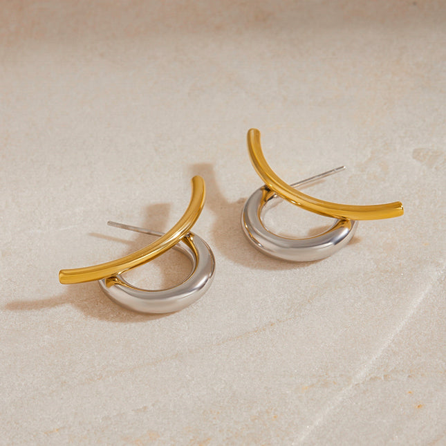 Jieding European and American double C color-blocked stud earrings earrings design sense niche earrings, stainless steel jewelry, titanium steel jewelry cross-border