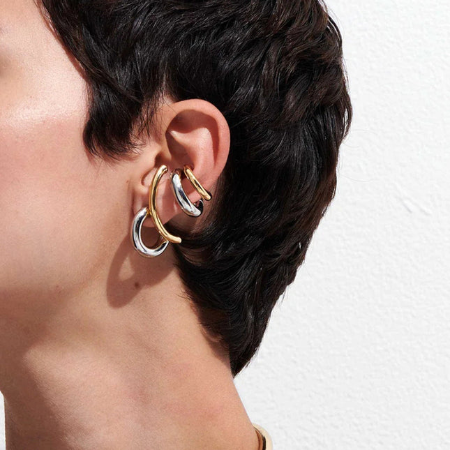 Jieding European and American double C color-blocked stud earrings earrings design sense niche earrings, stainless steel jewelry, titanium steel jewelry cross-border