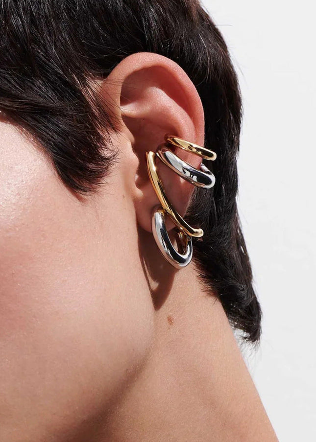 Jieding European and American double C color-blocked stud earrings earrings design sense niche earrings, stainless steel jewelry, titanium steel jewelry cross-border