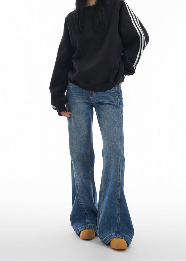 Blue Slimming Flared Jeans with Retro Horseshoe Design - Women’s Jeans