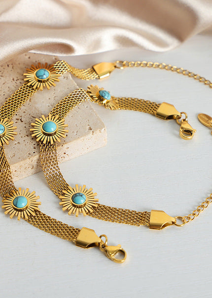 European and American cross-border retro light luxury sense of luxury niche design titanium steel gold-plated flower bracelet fashion personality jewelry women