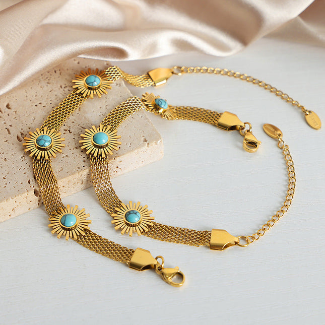 European and American cross-border retro light luxury sense of luxury niche design titanium steel gold-plated flower bracelet fashion personality jewelry women