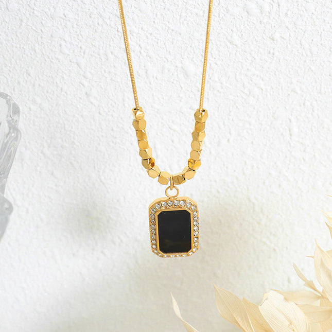 French retro does not fade, temperament light luxury, black square brand diamond pendant, fashionable and delicate geometric small square necklace