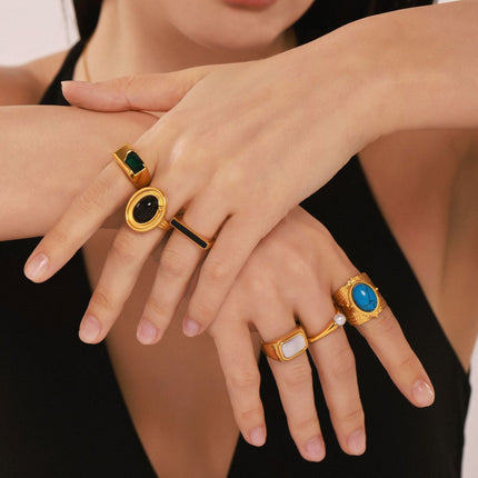Busta Ring