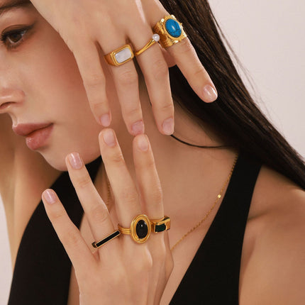 Busta Ring