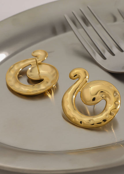 Jieding European and American stainless steel snake stud earrings with a sense of design and niche earrings, light luxury titanium steel jewelry do not fade across the border