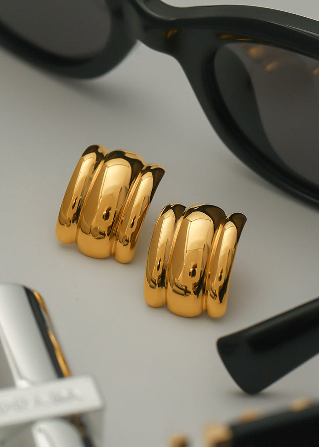 Jieding European and American titanium steel stud earrings, light luxury earrings, niche high-end earrings, stainless steel jewelry, earrings, cross-border