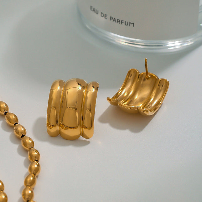 Jieding European and American titanium steel stud earrings, light luxury earrings, niche high-end earrings, stainless steel jewelry, earrings, cross-border