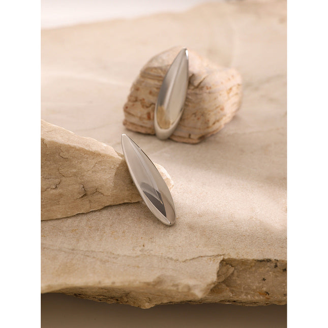 European and American 18K gold stainless steel glossy waterdrop earrings ins minimalist style niche unique high-end titanium steel stud earrings