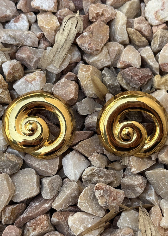 Jieding European and American hot-selling titanium steel earrings do not fade, light luxury, high-end stainless steel earrings, design sense of niche jewelry