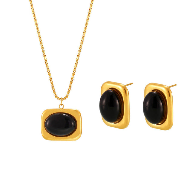 Carina Necklace