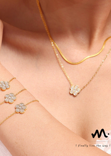 Cloudy Necklace