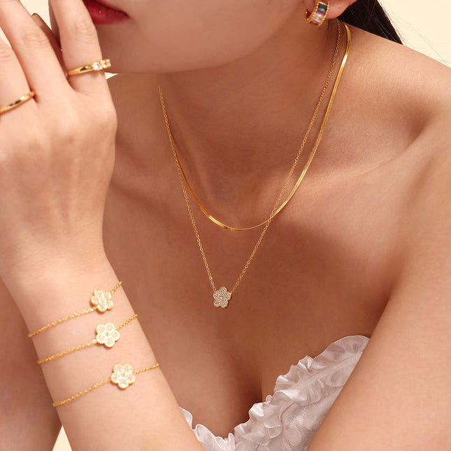 Cloudy Necklace