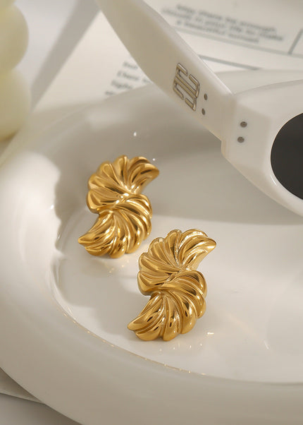 Jieding European and American titanium steel stud earrings luxury earrings retro earrings cross-border stainless steel jewelry