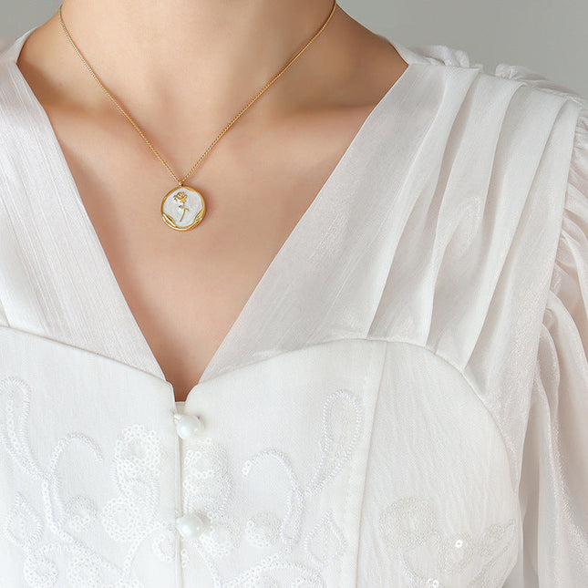 Cotton Necklace