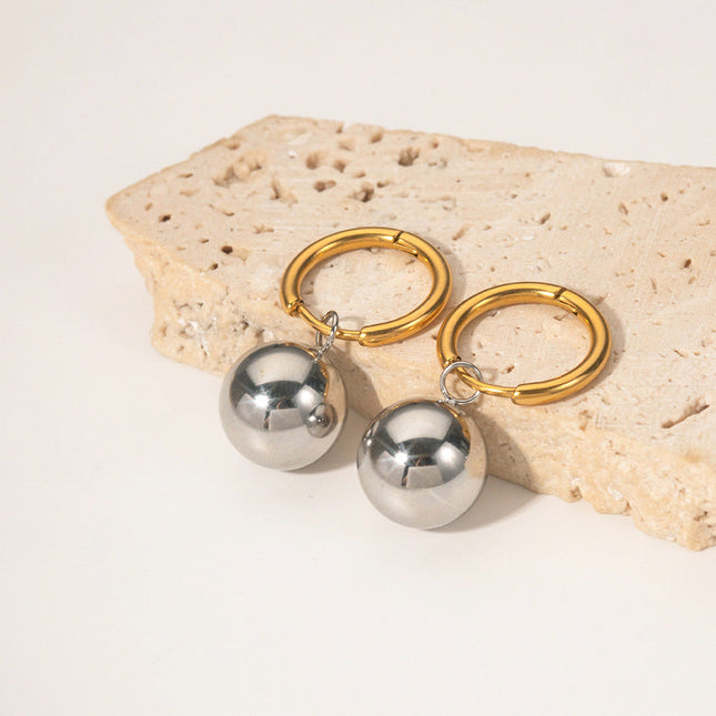 Creme Earrings