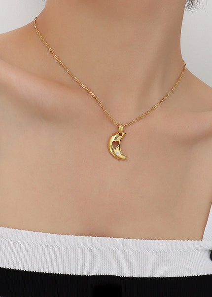 Japanese and Korean ins style choker zircon moon hollow love pendant necklace titanium steel plated 18 real gold necklace jewelry