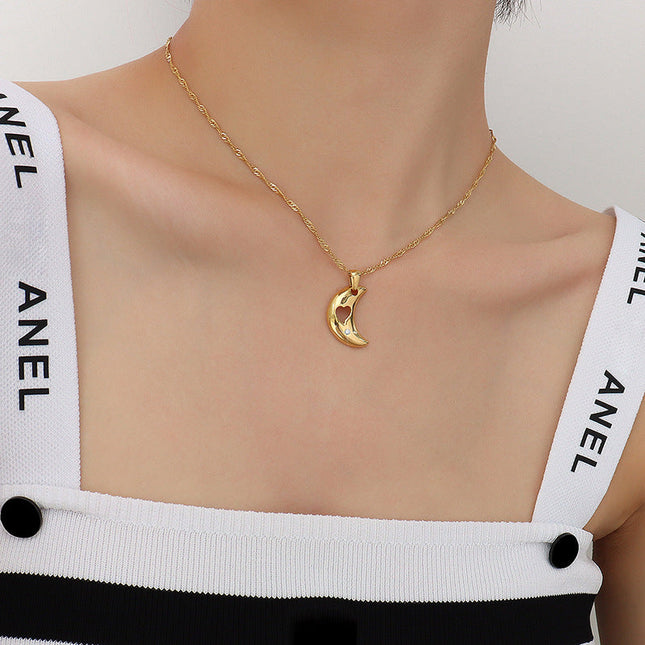 Japanese and Korean ins style choker zircon moon hollow love pendant necklace titanium steel plated 18 real gold necklace jewelry