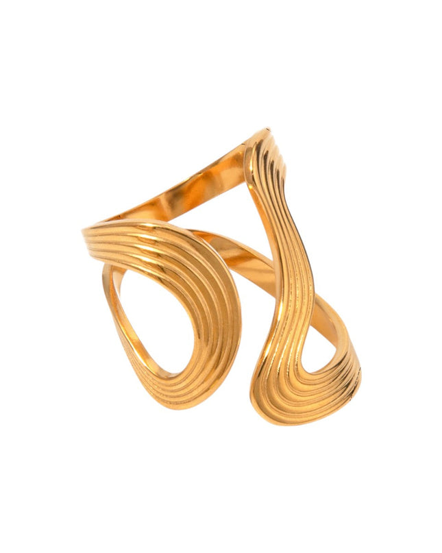 Crest Ring