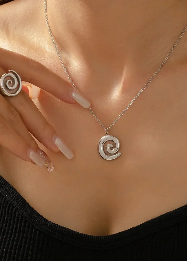 Cuddle Necklace