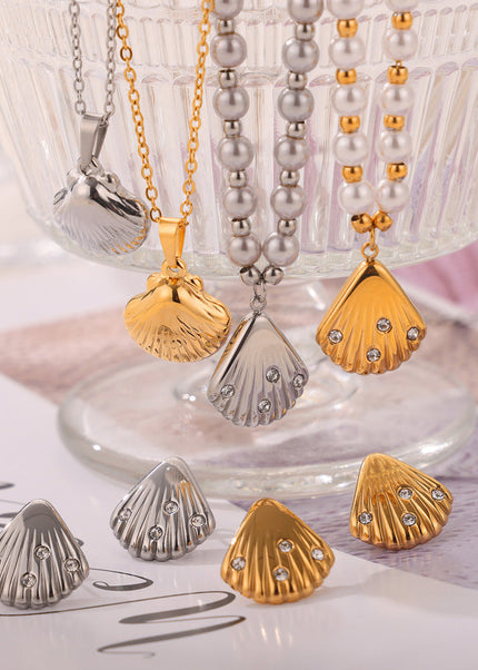 Cupcake Necklace