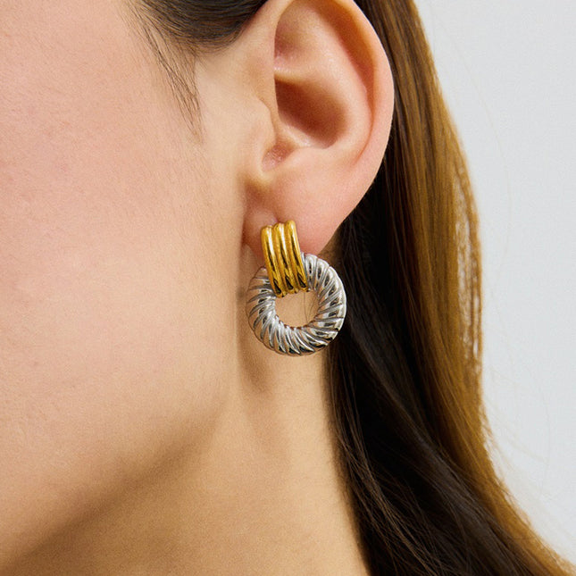 Jieding European and American stainless steel earrings, light luxury, high-end earrings, women's design, niche earrings, titanium steel jewelry, cross-border