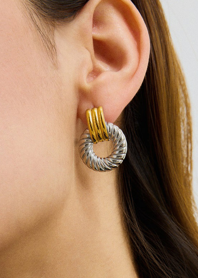 Jieding European and American stainless steel earrings, light luxury, high-end earrings, women's design, niche earrings, titanium steel jewelry, cross-border