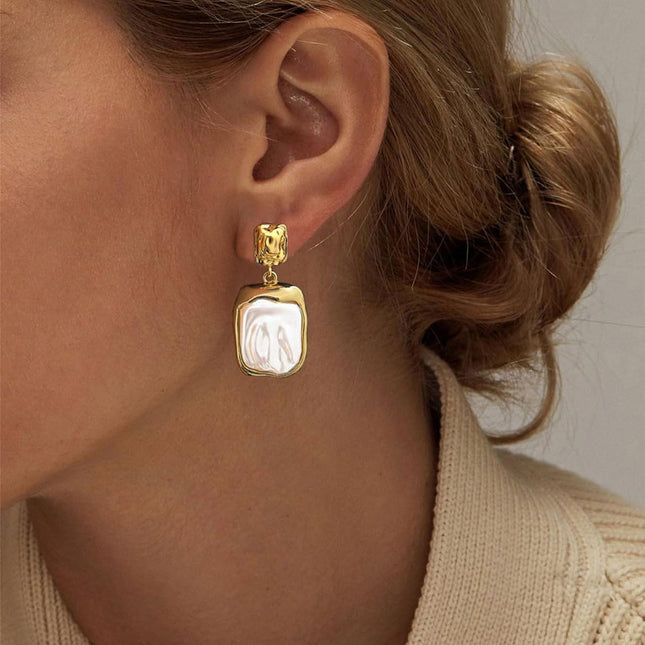 Jieding European and American titanium steel pearl stud earrings high-end light luxury earrings earrings earrings cross-border stainless steel jewelry