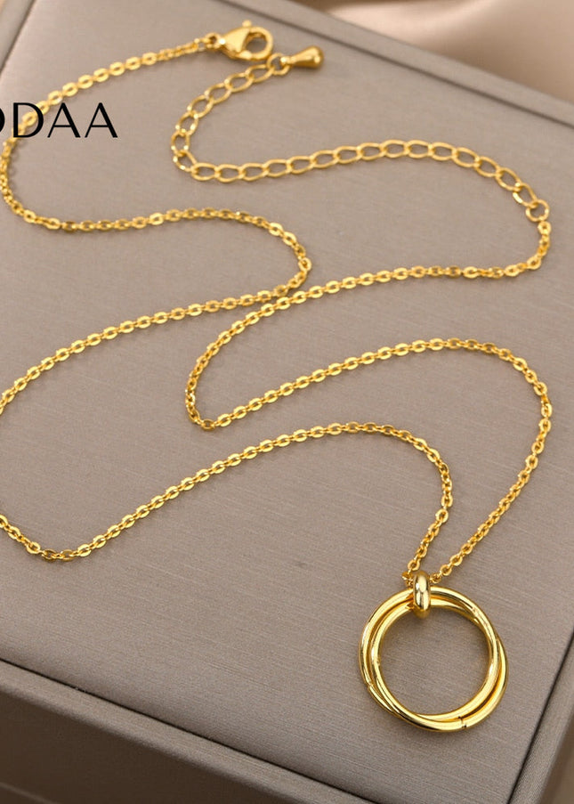 Deuce Pendant Necklace | Gold Double Ring Chain - Gold - Necklaces