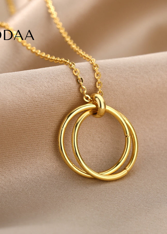 Deuce Pendant Necklace | Gold Double Ring Chain - Gold - Necklaces