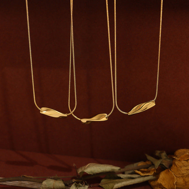 Dewden Necklace