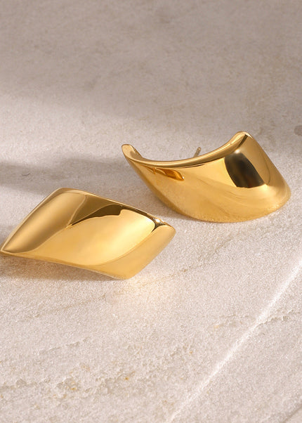 Jieding European and American stainless steel plated 18k gold geometric stud earrings are versatile, simple commuter earrings, foreign trade temperament earrings, women