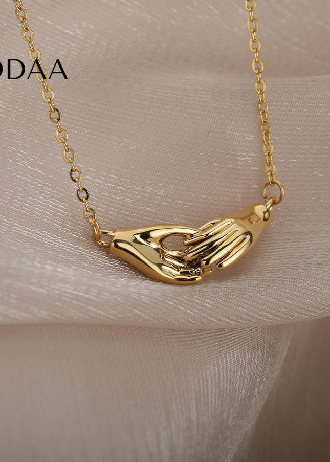 Douce Pendant Necklace | Gold Silver Holding Hands Chain - Necklaces