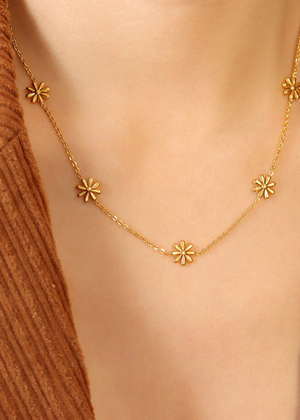 Drifty Necklace