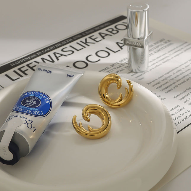 Jieding European and American 18k gold titanium steel earrings do not fade earrings, light luxury high-end earrings, stainless steel jewelry cross-border