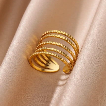 Elisabetta Ring