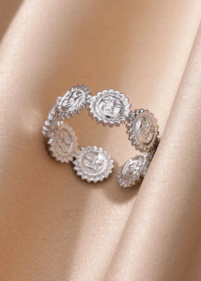 Emma Ring