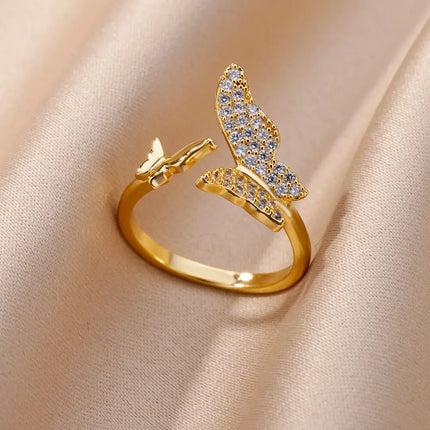 Erica Ring