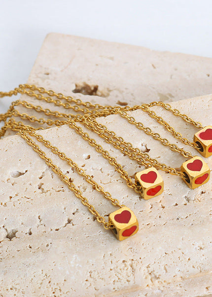 New simple niche design sweet wind cartoon square heart titanium steel pendant necklace fashion and versatile jewelry women