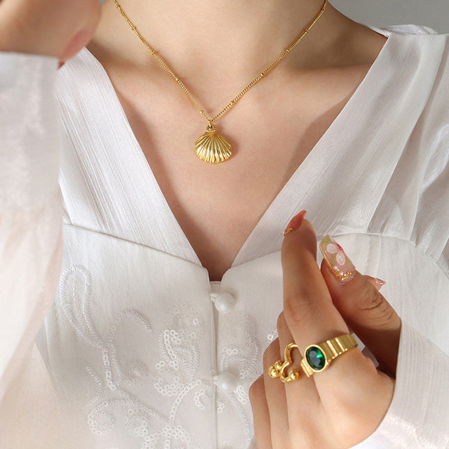 Korean ins, fashion, commuting, traveling, vacation, style jewelry, scallop pendant, necklace, gold-plated and non-fading P948